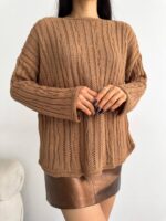 Жіночий светр Мокко Вільного Крою з Ажурним Плетенням
